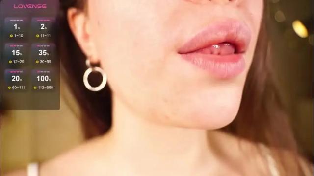 Image 8 of alma_yammy Stream on Chaturbate on 1 month ago