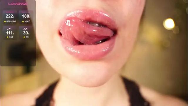 Image 8 of alma_yammy Stream on Chaturbate on 1 month ago