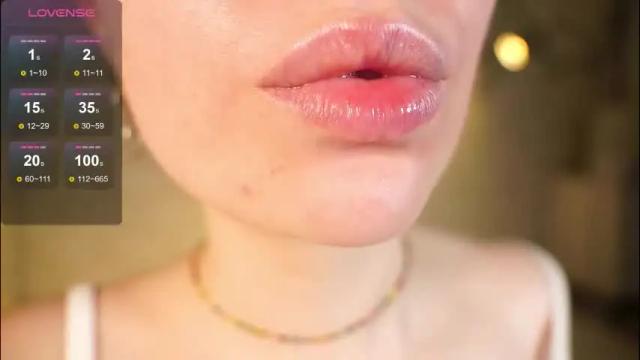 Image 2 of alma_yammy Stream on Chaturbate on 1 month ago