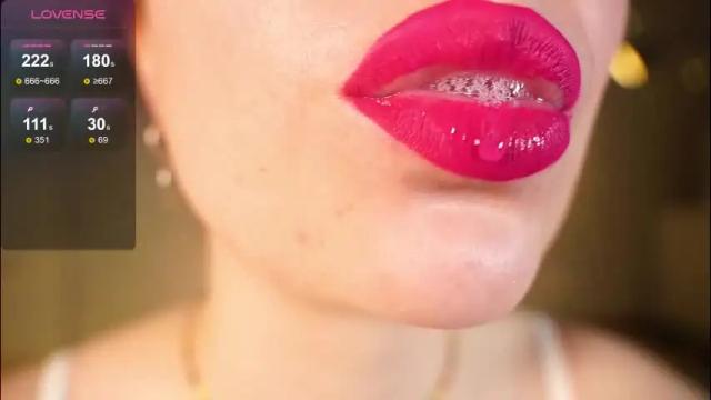 Image 10 of alma_yammy Stream on Chaturbate on 28 days ago