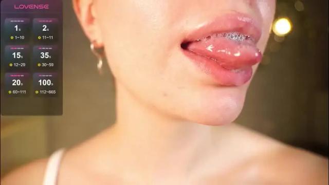 Image 3 of alma_yammy Stream on Chaturbate on 24 days ago