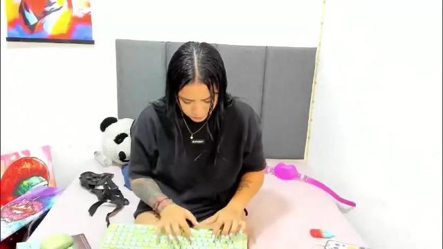 Thumbnail 2, almaa__'s Stream at Chaturbate, 3 months ago