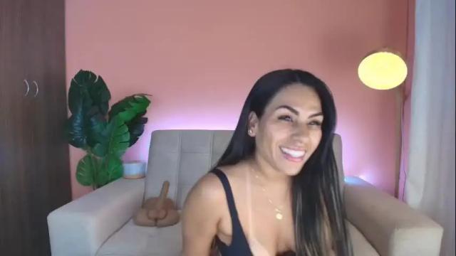 Image 3 of almacastillo2 Stream on Chaturbate on 1 month ago