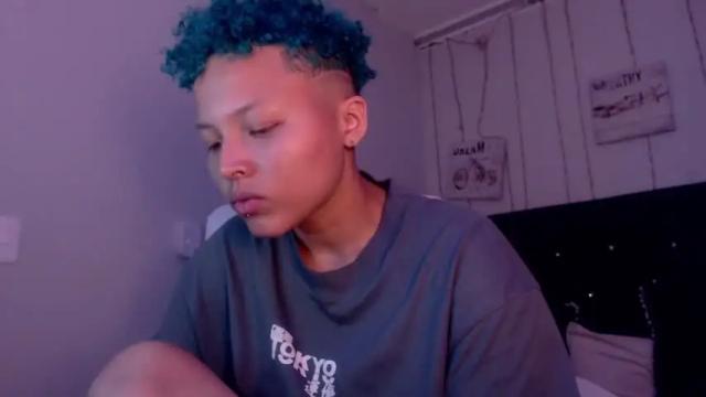Image 6 of alman_femdom Stream on Chaturbate on 17 months ago