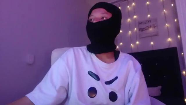 Image 12 of alman_femdom Stream on Chaturbate on 17 months ago