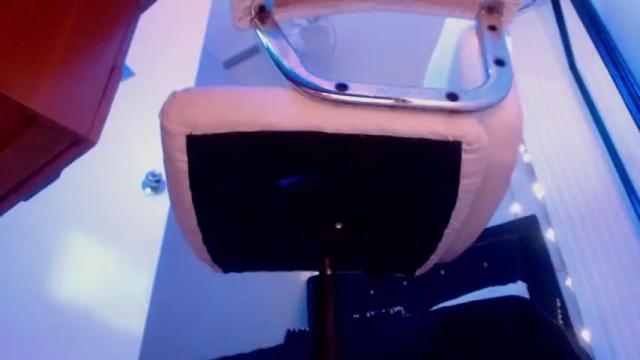 Image 12 of alman_femdom Stream on Chaturbate on 17 months ago