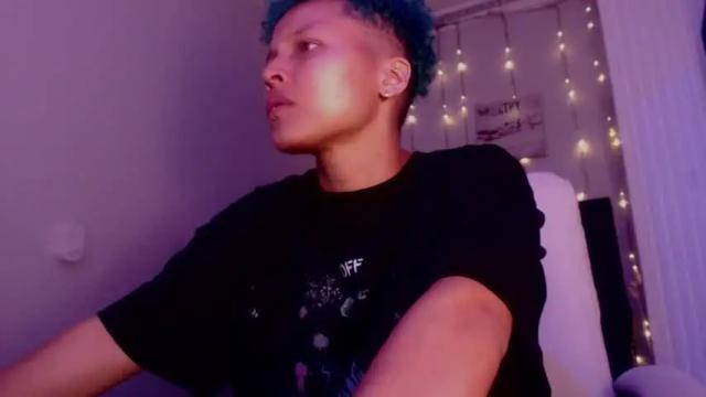 Image 4 of alman_femdom Stream on Chaturbate on 17 months ago