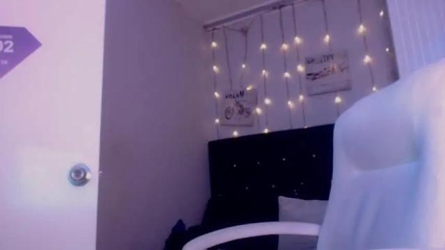 Image 2 of alman_femdom Stream on Chaturbate on 17 months ago