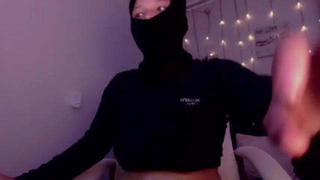 Image 10 of alman_femdom Stream on Chaturbate on 17 months ago