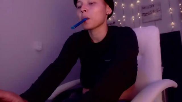 Image 12 of alman_femdom Stream on Chaturbate on 17 months ago