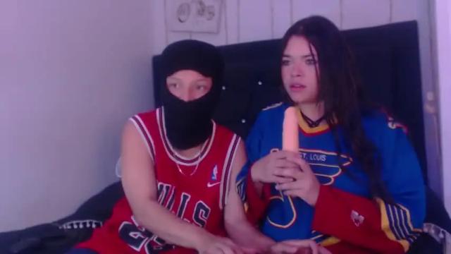 Image 2 of alman_femdom Stream on Chaturbate on 17 months ago