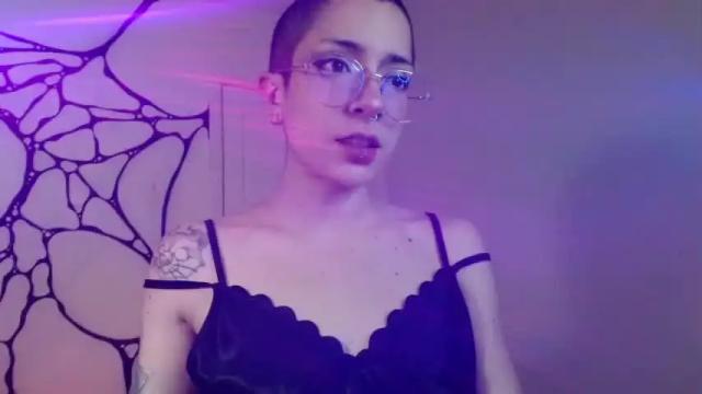 Thumbnail 1, almawhite420's Stream at Chaturbate, 9 months ago