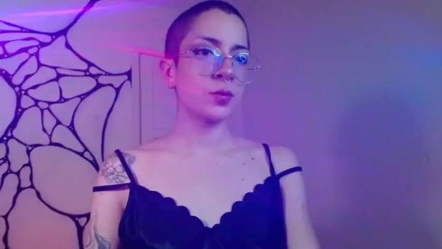 Thumbnail 3, almawhite420's Stream at Chaturbate, 14 months ago