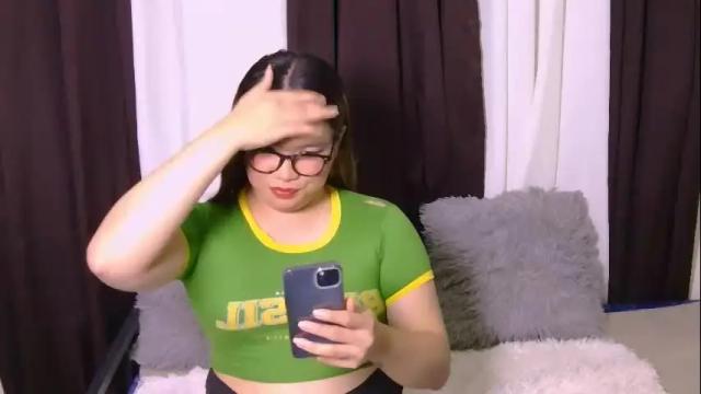 Image 12 of almirablont13 Stream on Chaturbate on 1 month ago