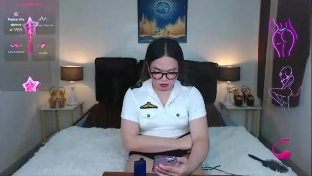 Image 12 of almirablont13 Stream on Chaturbate on 2 months ago
