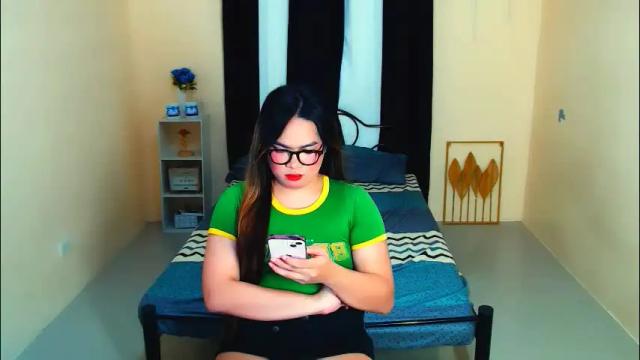 Image 10 of almirablont13 Stream on Chaturbate on 2 months ago