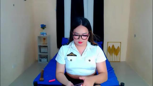 Image 12 of almirablont13 Stream on Chaturbate on 1 month ago