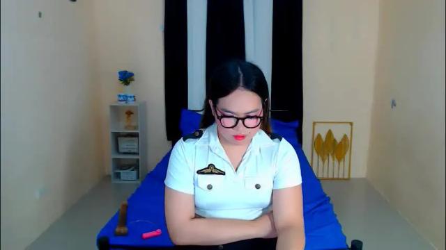 Image 4 of almirablont13 Stream on Chaturbate on 1 month ago