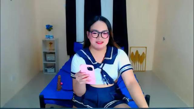 Image 6 of almirablont13 Stream on Chaturbate on 1 month ago