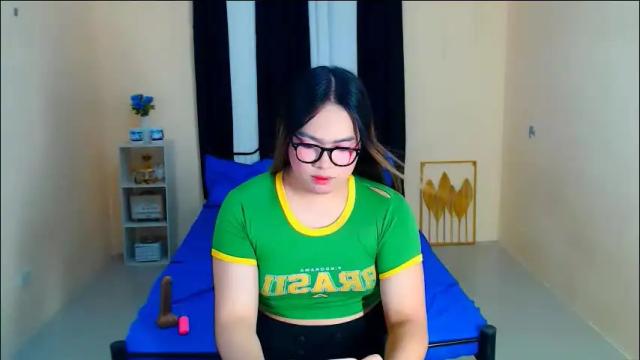 Image 11 of almirablont13 Stream on Chaturbate on 1 month ago