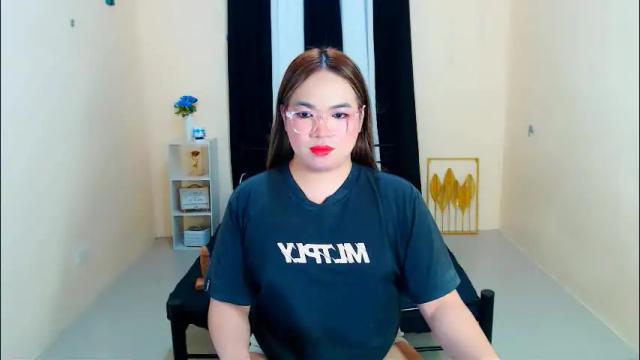 Image 8 of almirablont13 Stream on Chaturbate on 26 days ago