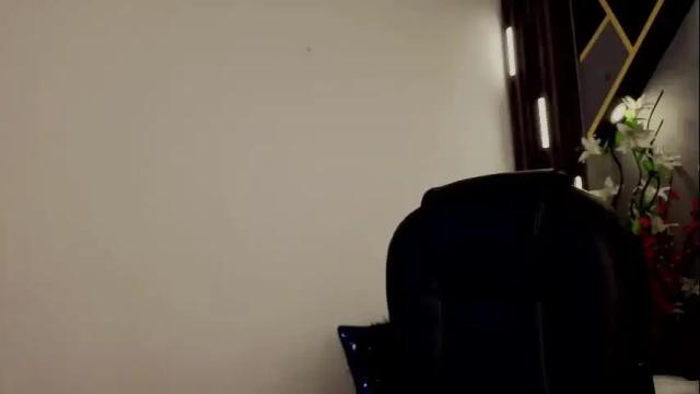 Thumbnail 1, almma_'s Stream at Chaturbate, 1 month ago