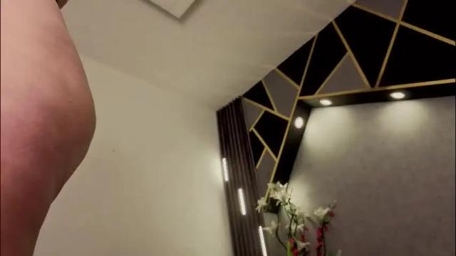 Image 2 of almma_ Stream on Chaturbate on 1 month ago
