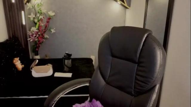 Thumbnail 1, almma_'s Stream at Chaturbate, 1 month ago