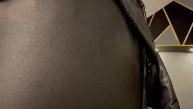 Image 10 of almma_ Stream on Chaturbate on 1 month ago