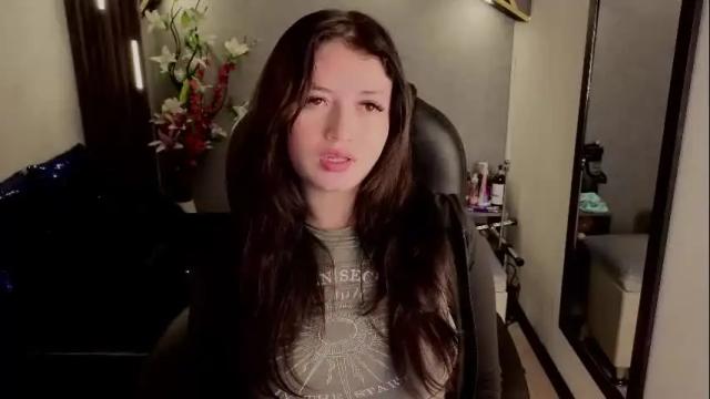 Image 4 of almma_ Stream on Chaturbate on 1 month ago