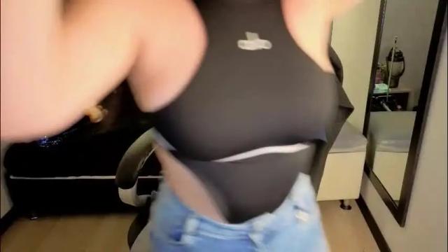 Image 3 of almma_ Stream on Chaturbate on 1 month ago