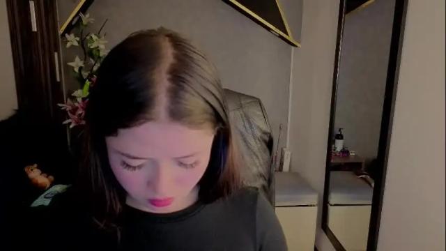 Image 2 of almma_ Stream on Chaturbate on 2 months ago