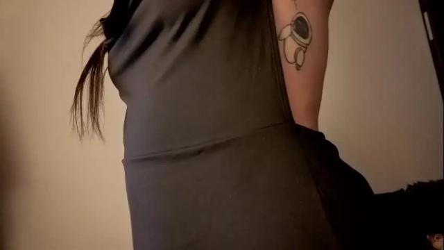 Image 2 of almma_ Stream on Chaturbate on 2 months ago