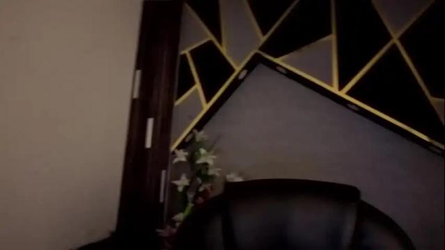 Image 2 of almma_ Stream on Chaturbate on 2 months ago