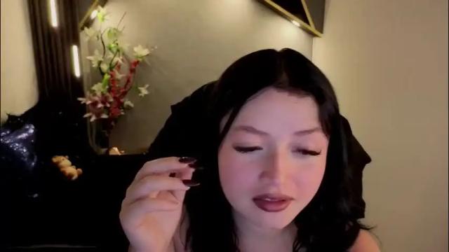 Image 10 of almma_ Stream on Chaturbate on 1 month ago