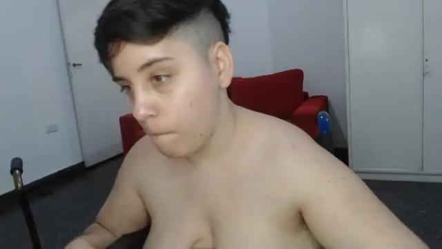 Image 8 of almondonwheels Stream on Chaturbate on 14 months ago