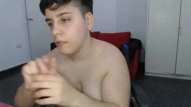 Image 4 of almondonwheels Stream on Chaturbate on 14 months ago