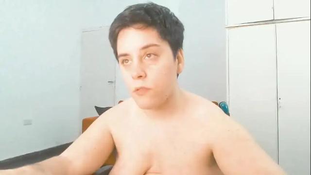 Image 4 of almondonwheels Stream on Chaturbate on 1 month ago