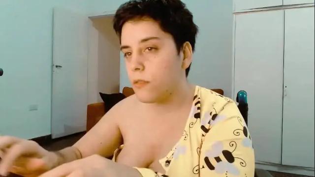Image 6 of almondonwheels Stream on Chaturbate on 1 month ago