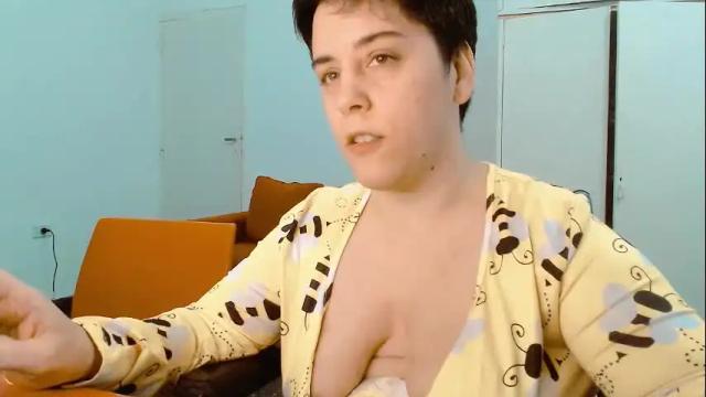 Image 2 of almondonwheels Stream on Chaturbate on 1 month ago