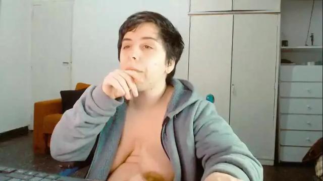 Image 2 of almondonwheels Stream on Chaturbate on 1 month ago