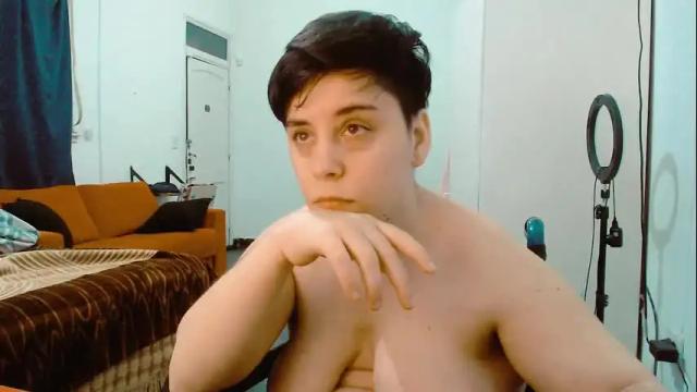 Image 10 of almondonwheels Stream on Chaturbate on 21 days ago