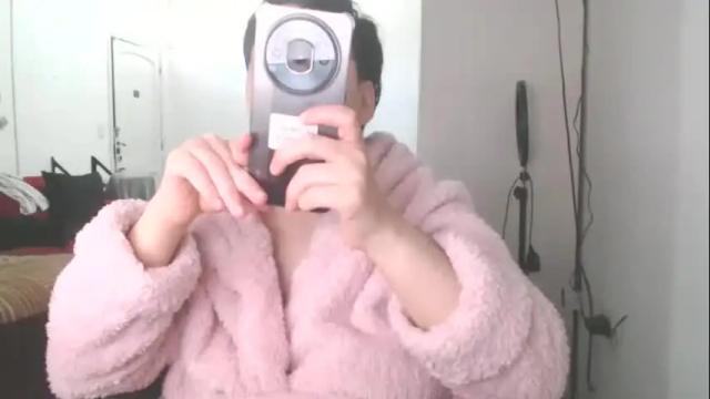 Image 4 of almondonwheels Stream on Chaturbate on 3 months ago