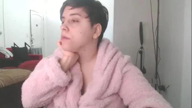 Image 6 of almondonwheels Stream on Chaturbate on 3 months ago