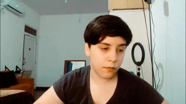 Image 7 of almondonwheels Stream on Chaturbate on 2 months ago