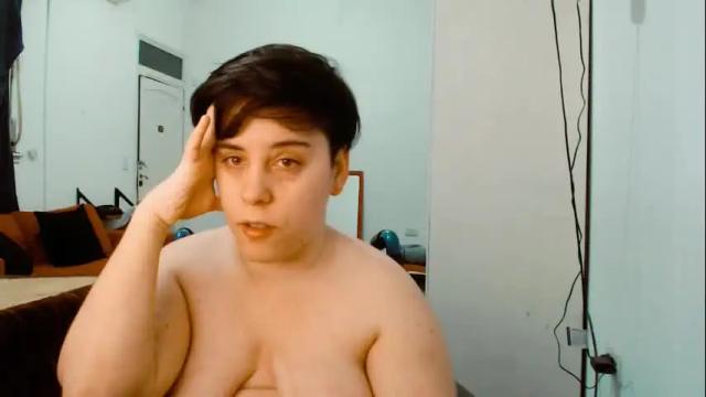 Image 4 of almondonwheels Stream on Chaturbate on 1 month ago