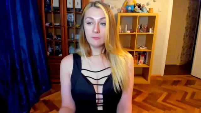 Image 12 of almoramee Stream on Chaturbate on 26 months ago