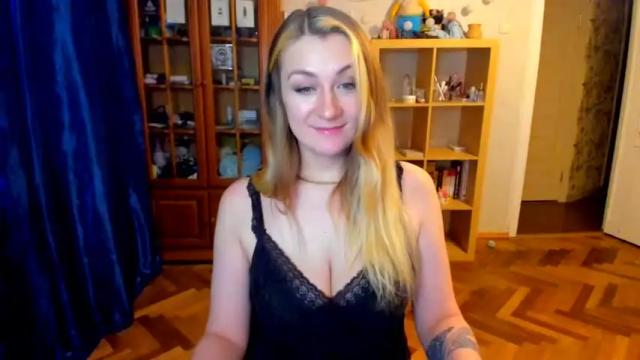 Image 10 of almoramee Stream on Chaturbate on 26 months ago