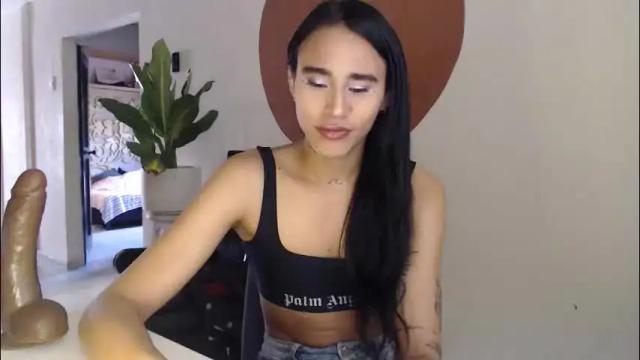 Image 12 of alogenotwink Stream on Chaturbate on 22 days ago