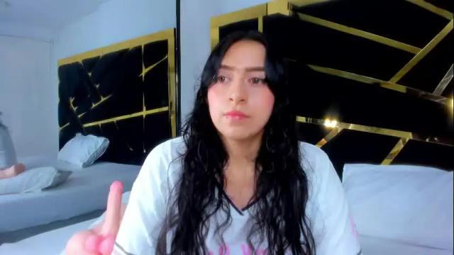 Image 4 of alondramendez Stream on Chaturbate on 10 days ago